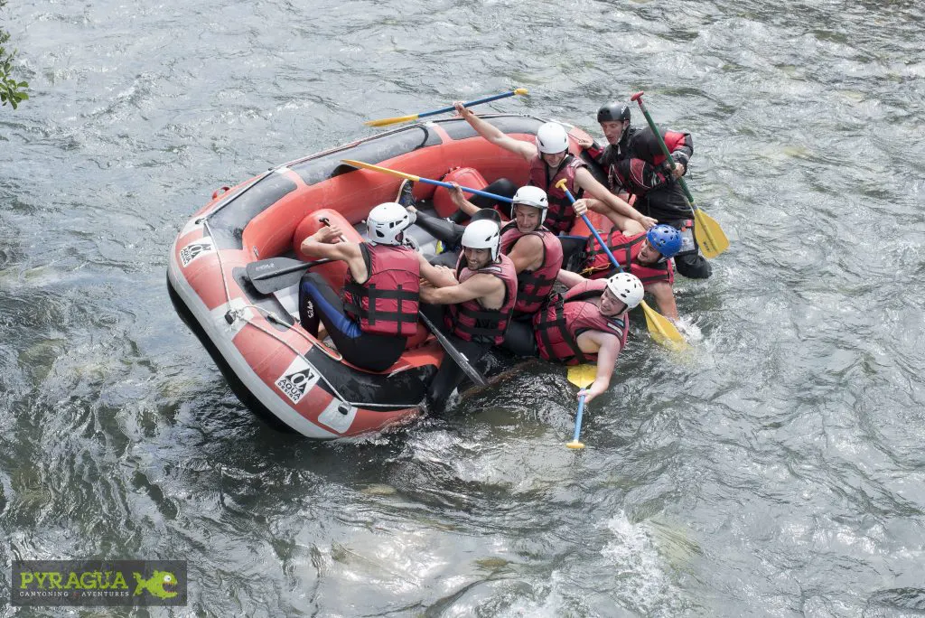 Canyoning rafting EVG week-end émotions Pyrénées