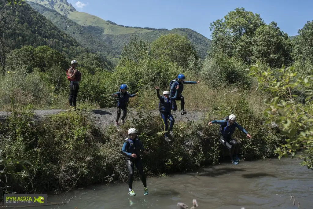 L'équipe Pyragua Saint-Lary