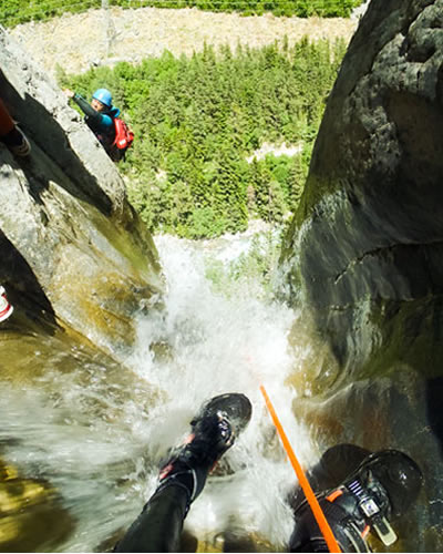 canyoning-agua-vertical (4)